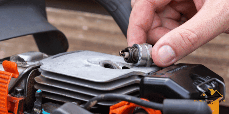 How to Adjust Carburetor on a Chainsaw