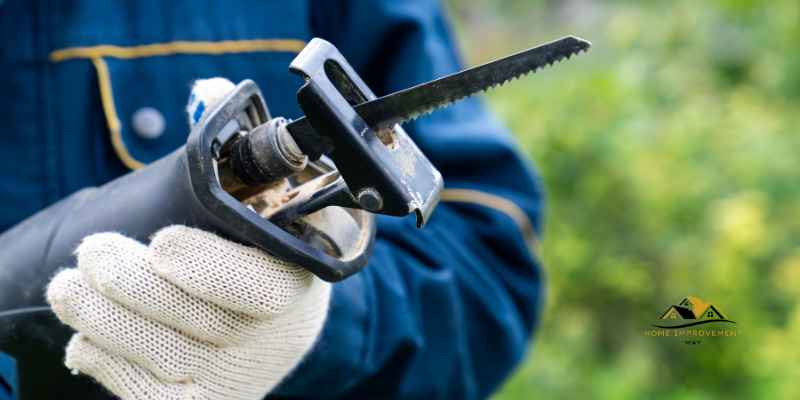 Are Reciprocating Saw Blades Universal