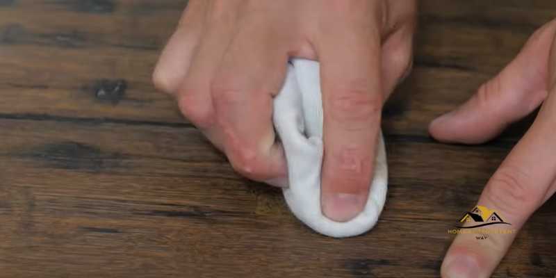 How to Buff Out Scratches on Hardwood Floors