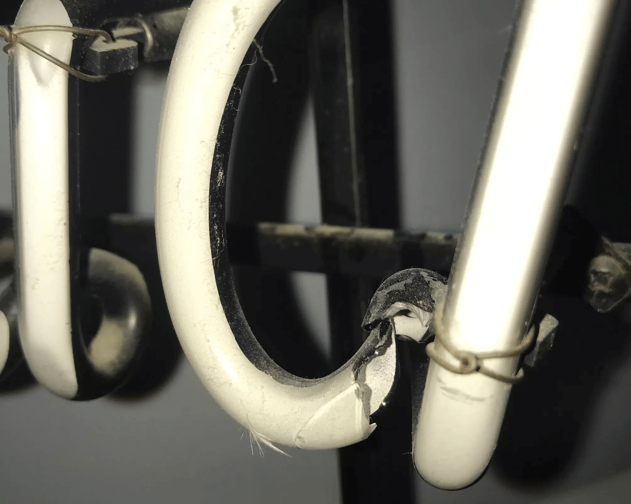 How to Fix a Neon Sign