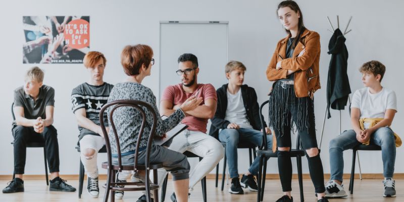 The Role of “Ratchet Chicks” in Automotive Communities