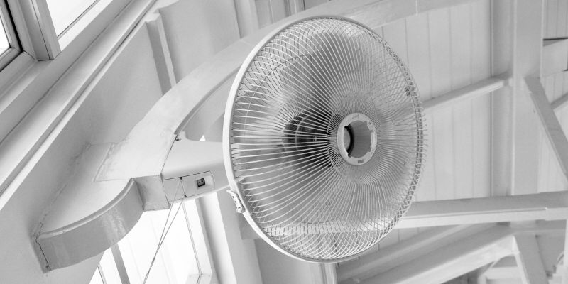 Benefits of a Wall Fan in Different Rooms