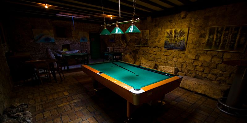 Choosing the Right Pool Table Light