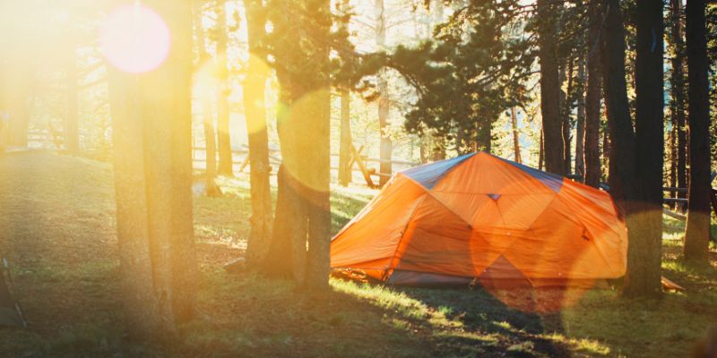 How Different Tarp Materials React to Fire