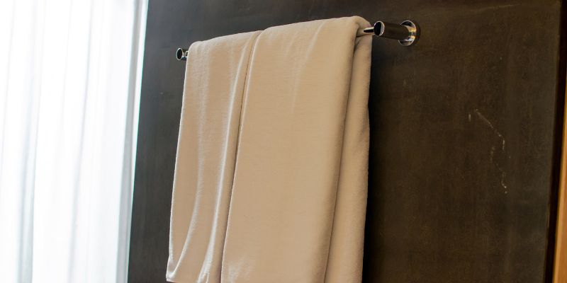 Adding Style with Your Towel Bar