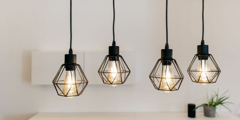 Types of Bulbs for Kitchen Island Pendants