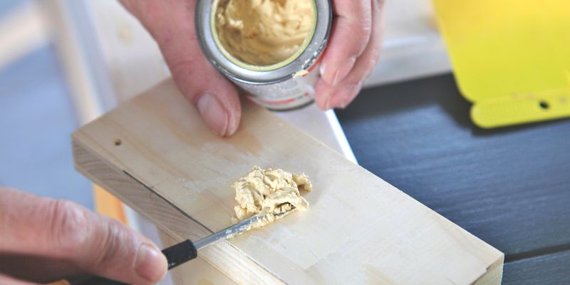 Wood Filler vs. Putty